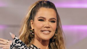 Khloé Kardashian, แบ่งปัน, ขั้นตอนความงาม, ทำหัตถการ