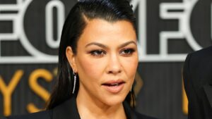 Kourtney Kardashian, เล็บสีเหลืองเนย, วิธีน่ารัก