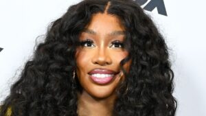 SZA, Gucci, French Manicure, สำเนียงที่ไม่คาดคิด