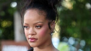Rihanna, รีโนเวต, Y2K, Zig-Zag, ส่วนแบ่ง