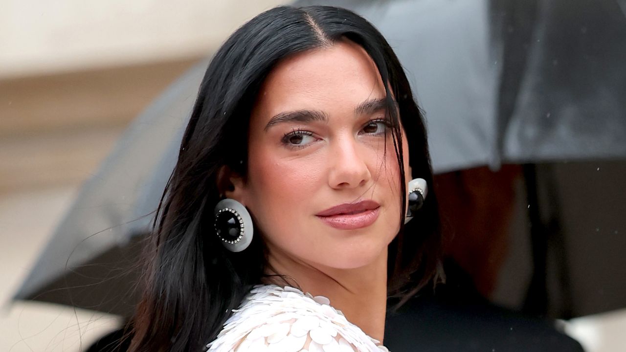Dua Lipa, เล็บ, เที่ยว, ไม้กลางศตวรรษ, น่ารักที่สุด