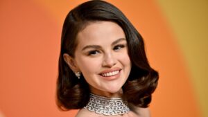 Selena Gomez, ผมยาว, Allure, Best of Beauty