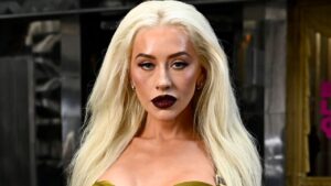 Christina Aguilera, เล็บ, ไฟ, แท้จริง