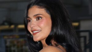 Kylie Jenner, เล็บยาว, ฤดูใบไม้ร่วง