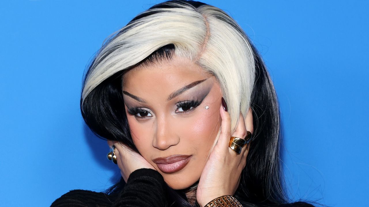 Cardi B, Mixed, Chrome, Ombré, French, Nail Art, Photos