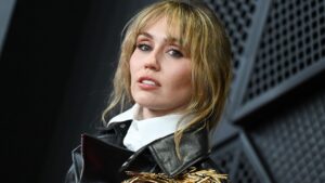 Miley Cyrus, ผมบลอนด์, รูปภาพ